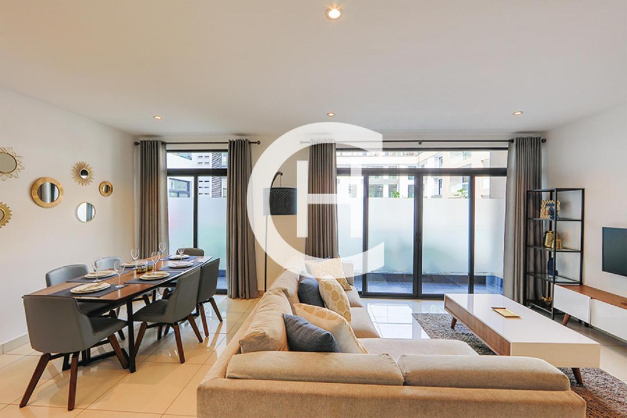 אקרה Embassy Gardens By Clifton Homes מראה חיצוני תמונה