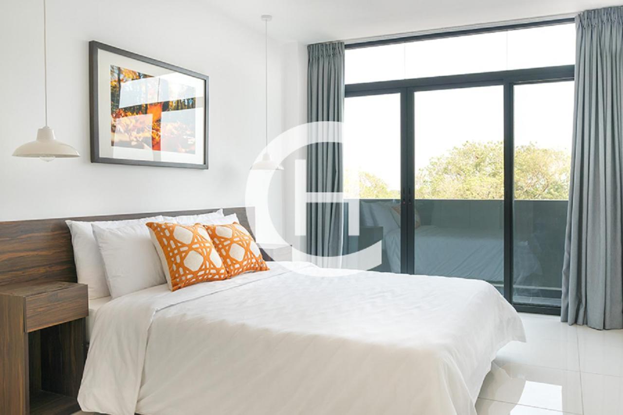 אקרה Embassy Gardens By Clifton Homes מראה חיצוני תמונה